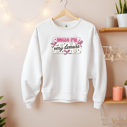 Hello I'm Very Demure - Gildan Unisex Heavy Blend™ Crewneck Sweatshirt