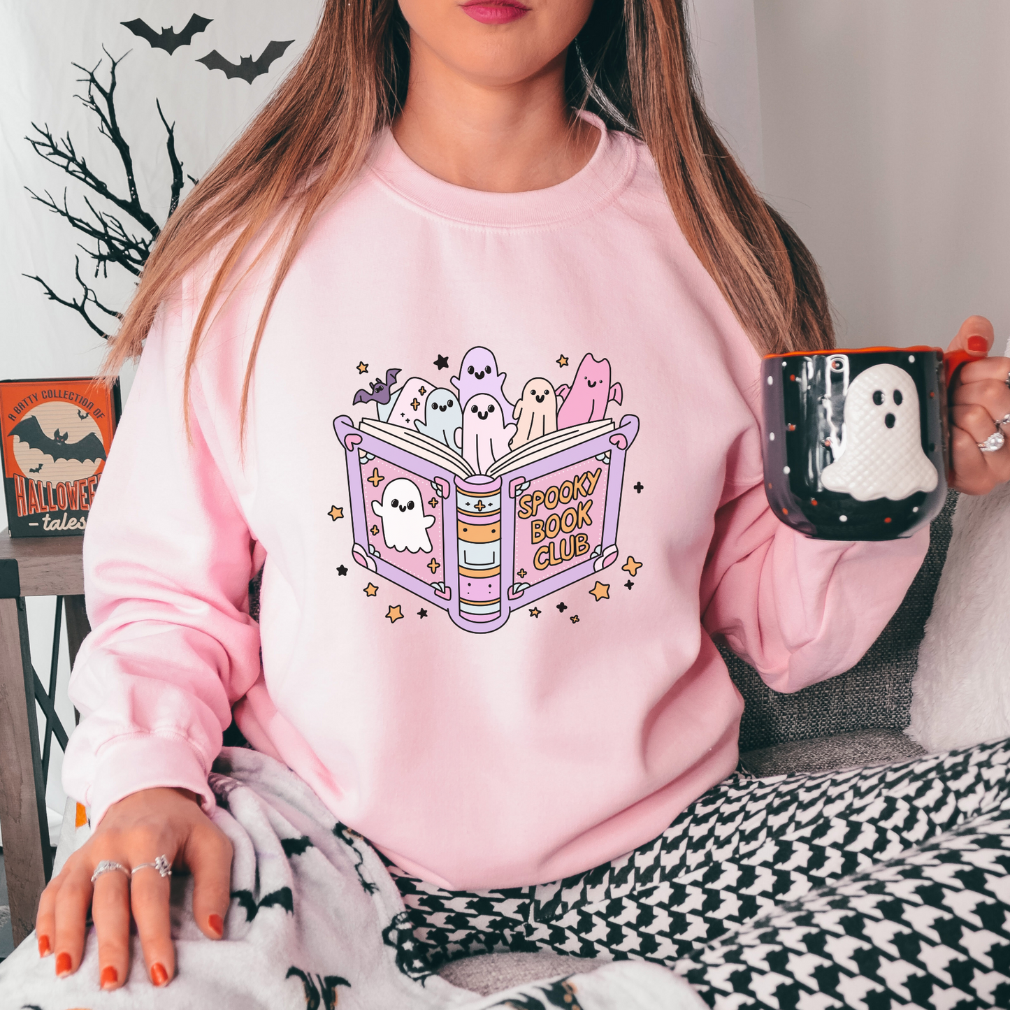 Spooky Book Club - Gildan Unisex Heavy Blend™ Crewneck Sweatshirt