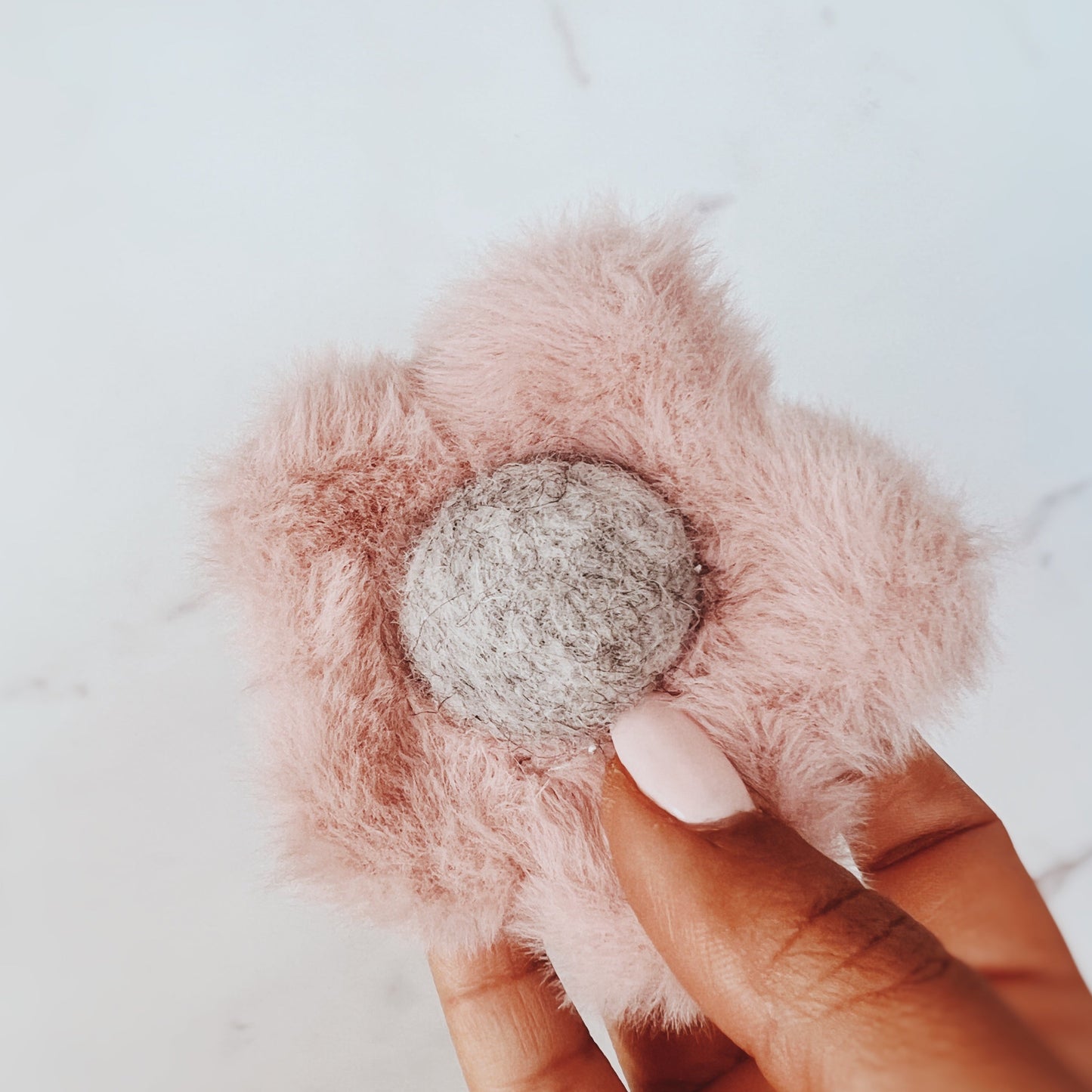 Nude Fuzzy Flower Claw Hair Clip