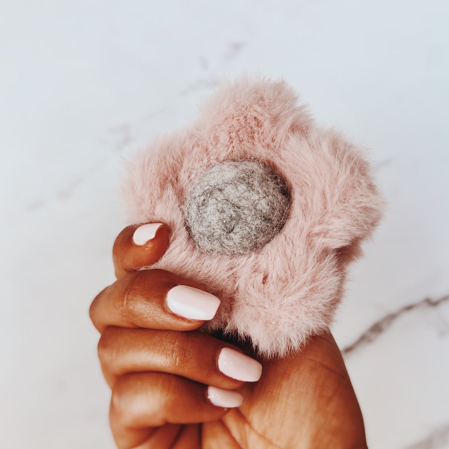 Nude Fuzzy Flower Claw Hair Clip