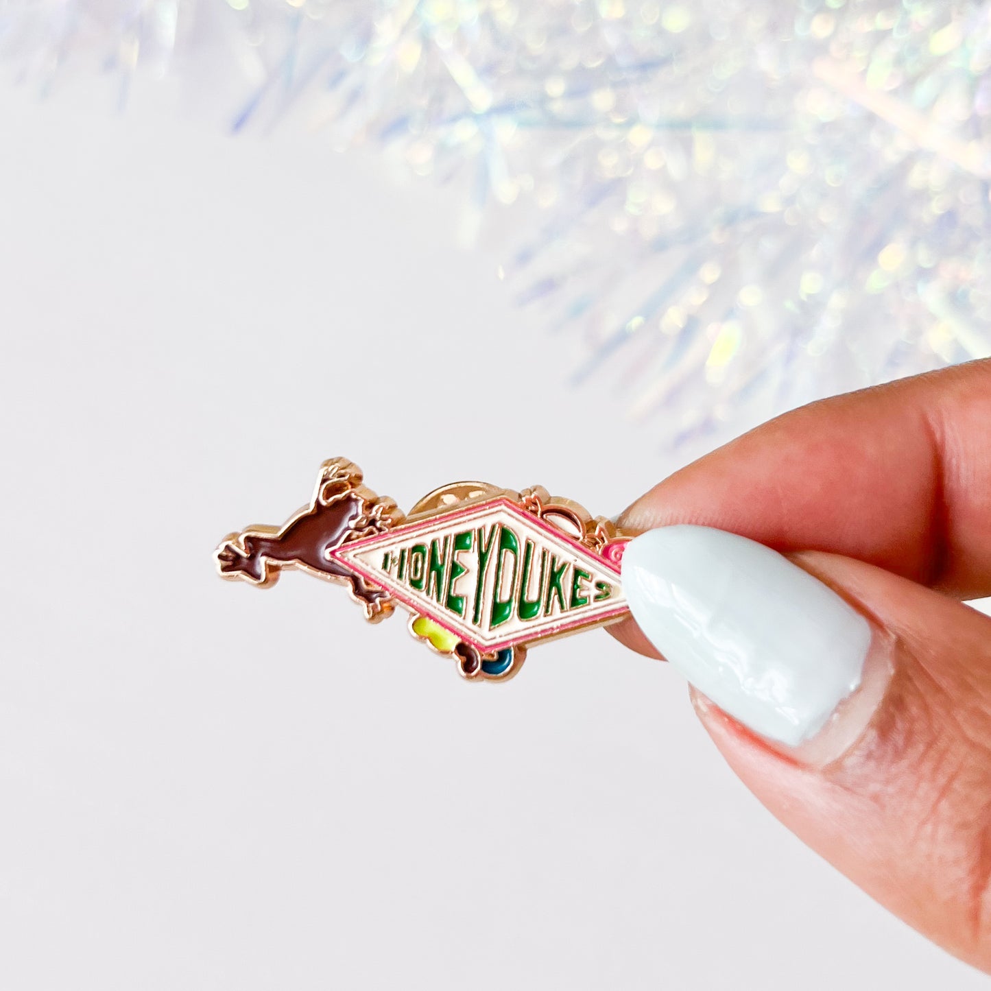 Honeydukes Chocolate Frog Enamel Pin