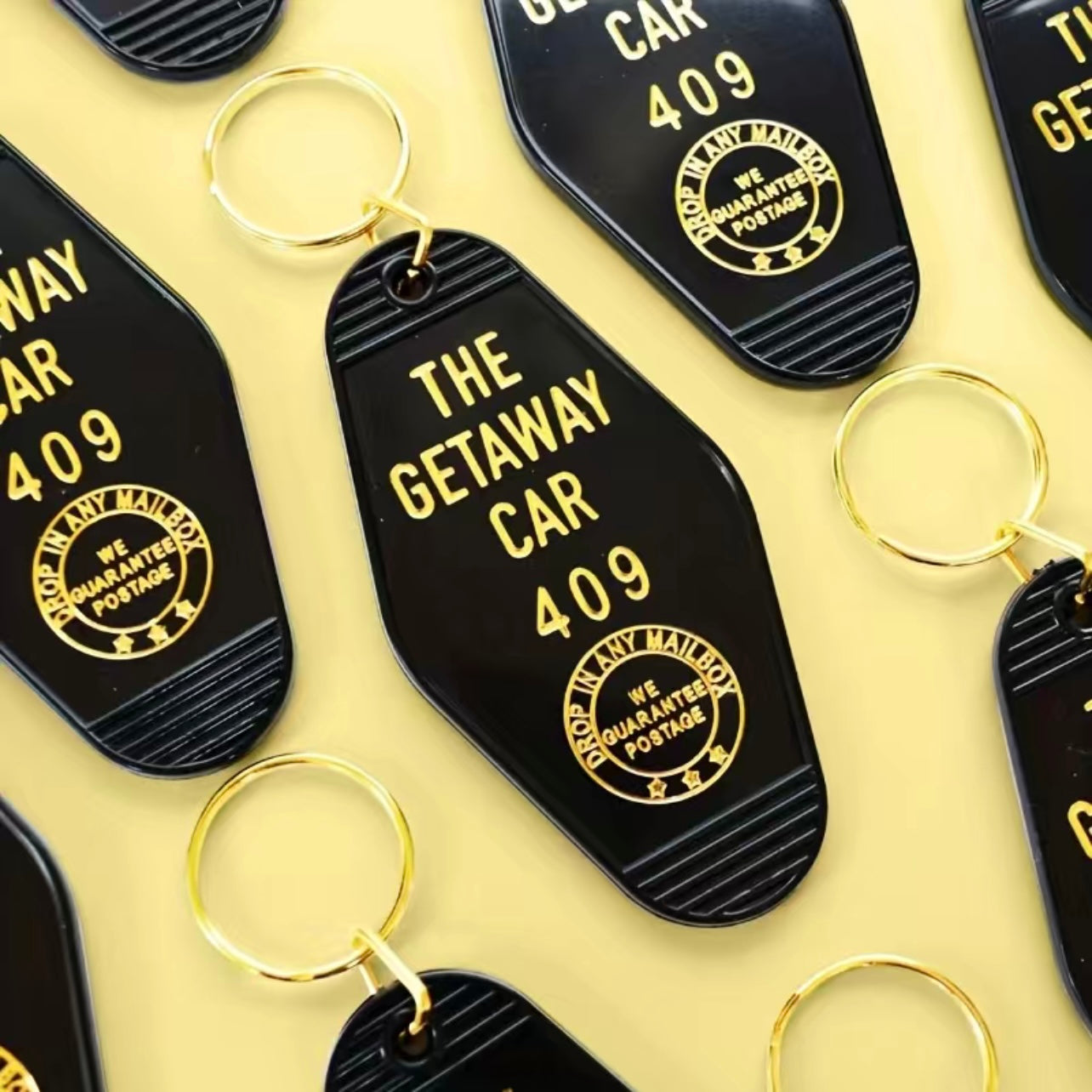 Retro Motel Style Getaway Car Keychain